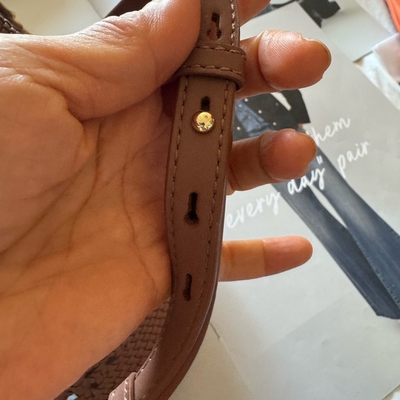 LOFT Tan Woven Tote Bag - Picture 2 of 6